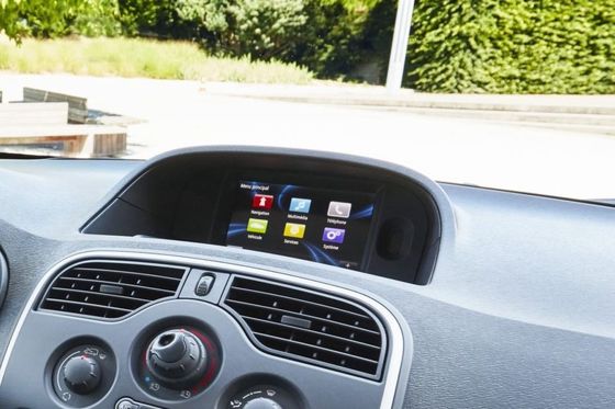 2 Seater Van con el mejor precio en Renault Kangoo, y confortable en las características, el kilometraje, el asiento, y el funcionamiento de motor