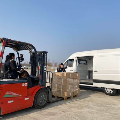 congelador eléctrico eléctrico Van de 73.6kWh Mini Cargo Van 110km/H los 288km Max Range