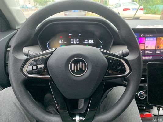 Coche eléctrico multicolor del vehículo eléctrico puro 170km/h New Energy de Weima E5