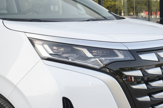 Batería 4WD SUV eléctrico 180km/h del hierro del litio del coche 571nm de Denza D9 MPV EV