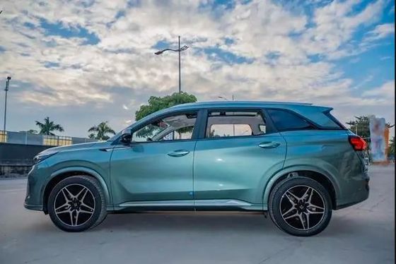 Dongfeng SUV eléctrico de tamaño mediano