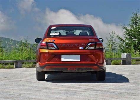 Dongfeng Nissan Venucia D60 EV coche de la impulsión de la mano izquierda de la distancia entre ejes de 2500m m - de 3000m m