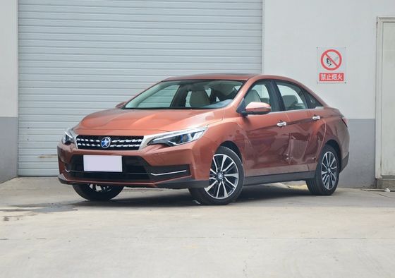 Dongfeng Nissan Venucia D60 EV coche de la impulsión de la mano izquierda de la distancia entre ejes de 2500m m - de 3000m m