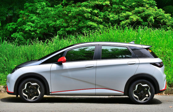 Distancia entre ejes pura de las puertas 150km/H 2700m m del coche eléctrico 5 del delfín 2022 de BYD