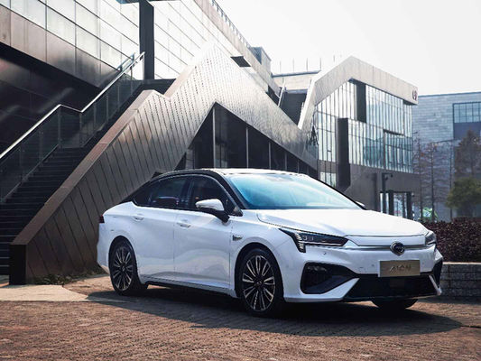 De GAC Aion S solo E coche medio del sedán de lujo del motor 135kW de los coches eléctricos