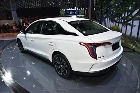 sedán Hongqi de alta velocidad E QM5 del coche eléctrico de los 431km MÁS 160km/H Max Speed