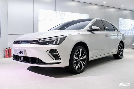 La maravilla ER6 de Feifan se extiende de largo rueda SUV de alta velocidad automático del FWD 4 de los coches de EV