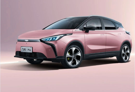 geometría M6 5 de lujo Seater SUV eléctrico de la gama larga EV SUV Geely de los 450km/de los 580km