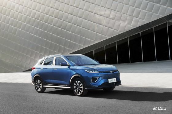 Gama pura eléctrica grande adulta de los vehículos eléctricos 160km/h los 403km de Weima EX5 EV de los coches