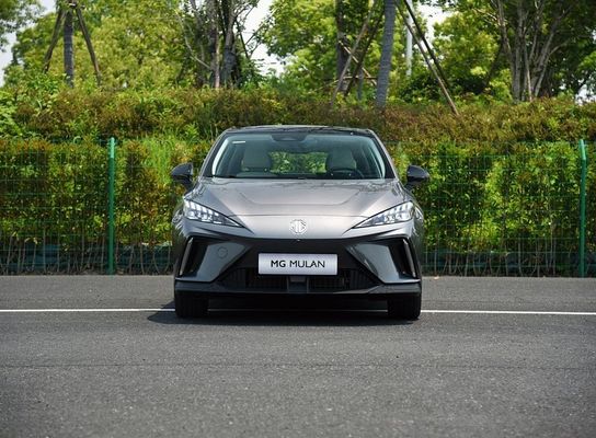 Automotriz eléctrico de lujo eléctrico de los coches los 425km del medio de MG MULAN nuevo