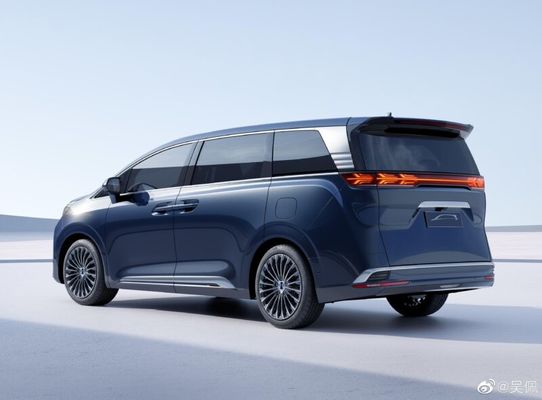 Batería 4WD SUV eléctrico 180km/h del hierro del litio del coche 571nm de Denza D9 MPV EV