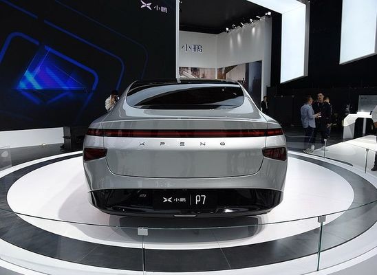 Coche eléctrico Xpeng P7 Nedc 2WD 4WD 480 de la limusina inteligente gama de 586 670 706km