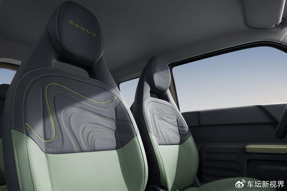 2023 Mini coche eléctrico Mini EV chino con una cara de Bronco en Geely Panda Knight 200 km de alcance