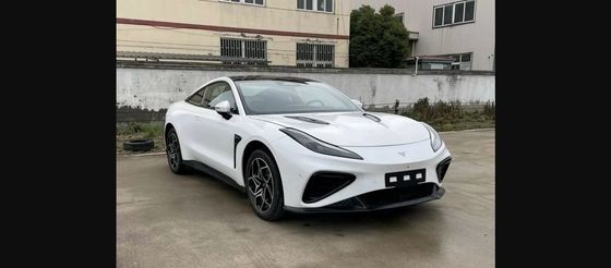 64.27kwh Vehículos accionados por batería @ NEZHA GT 560km Range Ahorro de energía 2 puertas 4 asientos Hardtop Sports Car