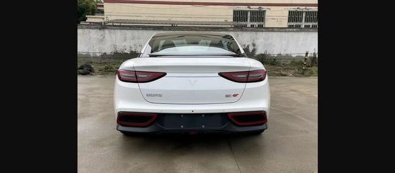 64.27kwh Vehículos accionados por batería @ NEZHA GT 560km Range Ahorro de energía 2 puertas 4 asientos Hardtop Sports Car