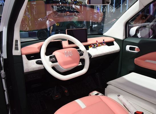 Smart Mini Ev Car Chery Mini eléctrico 4 ruedas QQ helado 3 puertas 4 asientos 2023