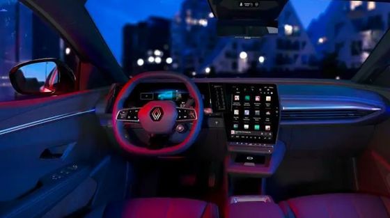 Prueba de conducción a largo plazo con la batería Renault Megane E-Tech de capacidad de 40/60 kWh, con un alcance de aproximadamente 158/208 millas