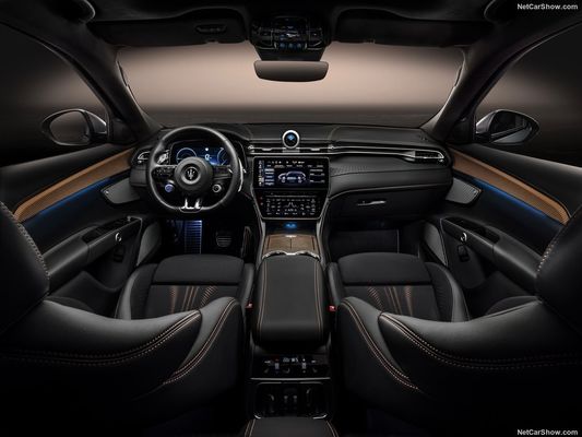 Auto eléctrico puro de nueva energía con 450 rango y velocidad máxima de 325 km/h en Maserati Gran Turismo Folgore