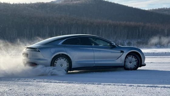 PRESALE 2024 Nuevo coche eléctrico BYD Yangwang U7 Limousine Resistencia al viento de Cd 0.195 240Kw potencia del motor