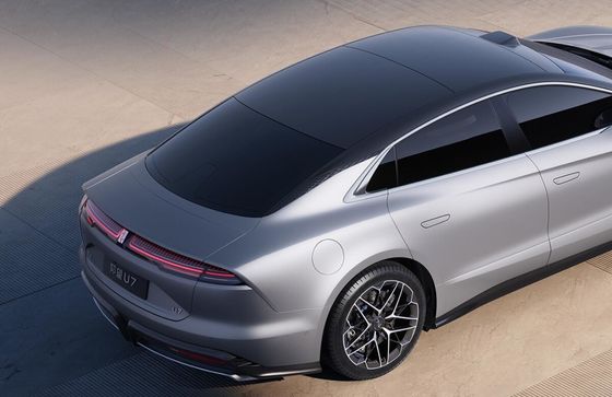 PRESALE 2024 Nuevo coche eléctrico BYD Yangwang U7 Limousine Resistencia al viento de Cd 0.195 240Kw potencia del motor