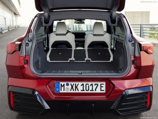 Venta caliente Autos eléctricos de largo alcance 2024 para BMW IX2 449Km Alta Velocidad Auto coche de nueva energía