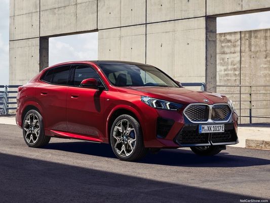 Venta caliente Autos eléctricos de largo alcance 2024 para BMW IX2 449Km Alta Velocidad Auto coche de nueva energía