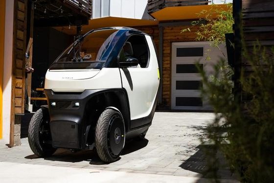 Mini ev car@ Nimbus One Un vehículo compacto y inclinable capaz de alcanzar velocidades de hasta 50 mph con batería para desplazamientos urbanos