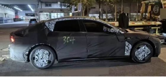 Pre-venta JV trabaja en Jiyue 02 EV sedán con 544 CV con versiones RWD&AWD coche de nueva energía