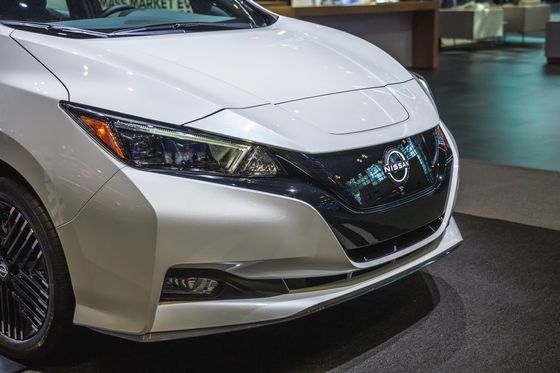 Sin gasolina con una autonomía de 180 millas para viajes locales en el 2024 Nissan Leaf S hatchback coches de nueva energía