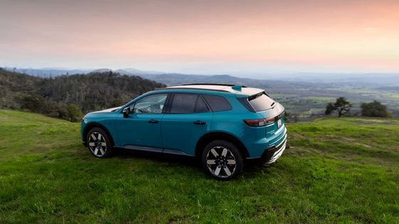 Nuevo automóvil Ev 2024 Honda Prologue EV Crossover con una posición baja y ancha, una distancia entre ejes larga