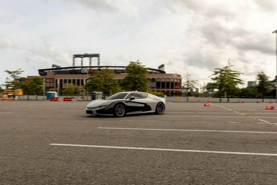 2024 Mullen GT Pure Electric Sports Car con un alcance de 380 km 4.2s Aceleración de 0 a 100 km/h