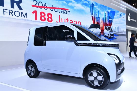 Nuevos mini coches eléctricos Wuling Air ev RHD Air EV viene con motor eléctrico de 30/50 kW 200/300km RANGES