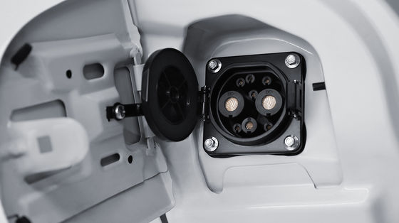 Edición estándar de 2023 Mini de pasajeros eléctricos puros con rango de 238 km y puerta corredera para fácil acceso