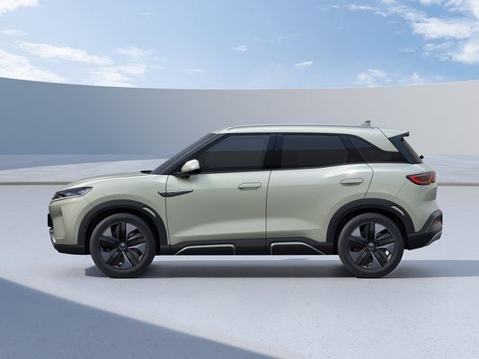 2024 Vehículo eléctrico puro BYD Yuan UP SUV eléctrico con alcance de 401 km