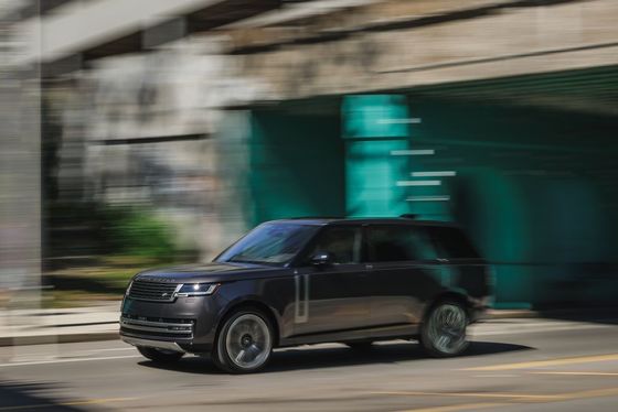 Potente Coche eléctrico ambiental Rango superior a P550e Sistema de propulsión híbrido fuerte w Sistema de propulsión híbrido fuerte velocidad de 242 km/h