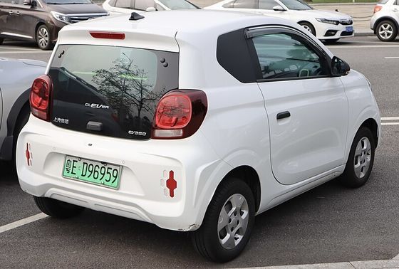 Vehículos eléctricos puros Roewe Clever Todo el coche eléctrico Mini coche eléctrico de 4 asientos con 311 km de alcance disponible