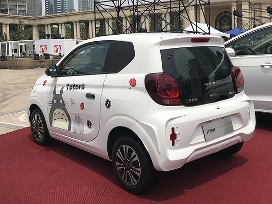 Vehículos eléctricos puros Roewe Clever Todo el coche eléctrico Mini coche eléctrico de 4 asientos con 311 km de alcance disponible