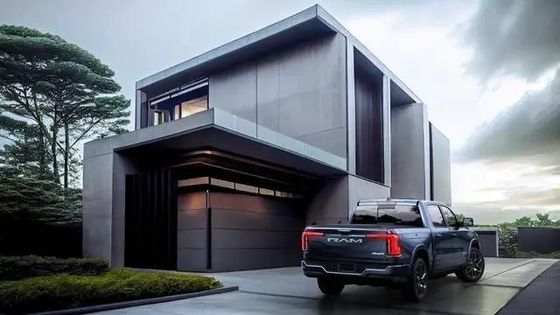 Todo eléctrico con cero emisiones Ram 1500 REV con referentes excepcionales en el remolque, un alcance de 350 millas a 168kwh de batería