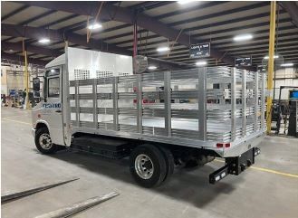 Camión ideal PURE para las diversas demandas y solucionar la última milla logística y servicios profesionales con alcance de 84 millas