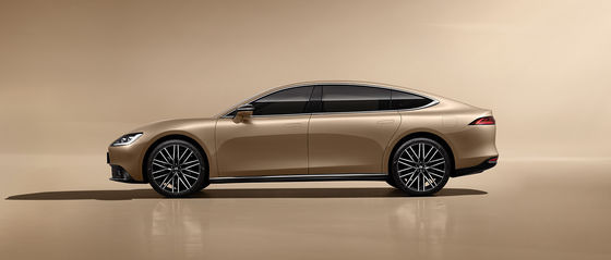 2024 Vehículo eléctrico puro YuanHang Y6 Limousine Con alcance de 660 km