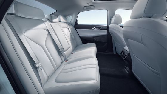 2024 Xpeng P5 Vehículo eléctrico EV Coche eléctrico Largo alcance 480km 155KW Potencia 170km/h