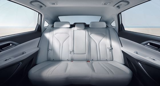 2024 Xpeng P5 Vehículo eléctrico EV Coche eléctrico Largo alcance 480km 155KW Potencia 170km/h