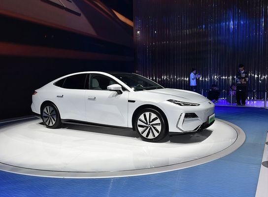 2024 Nuevos vehículos eléctricos de energía de 7 asientos Geely Galaxy E8 Nuevos coches eléctricos Ev