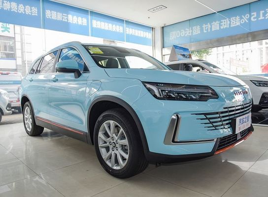 Skyworth 2024 HT-i II SUV Carro eléctrico e híbrido con motor de 1.5L 205km MAX alcance izquierda Dirección interior luz oscura