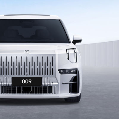 Zeekr 009 Pure Electric Luxury MPV redefiniendo sus expectativas de MPVS 140kwh batería 822km CLTC Rango 0-100km/h en 4.5 segundos