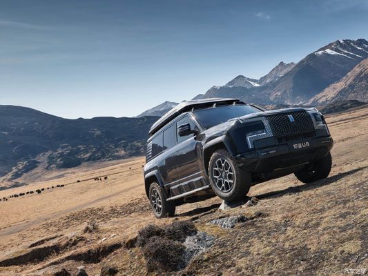 Pre-VENTA 2024 Salón del Automóvil de Beijing BYD Yangwang U8 2024 Lujo Fuera de la carretera Vehículo 1197hp 4Motor 4wd Carro eléctrico Byd U8 Híbrido