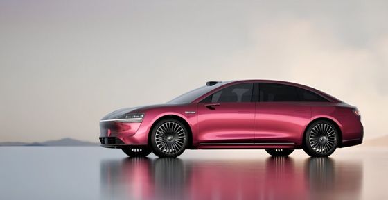 Venta previa Huawei & BAIC Stelato S9 Vehículo eléctrico puro 4puertas/5 asientos Limousine 214km/h Velocidad máxima 227kw Potencia del motor Nuevo Ev Car