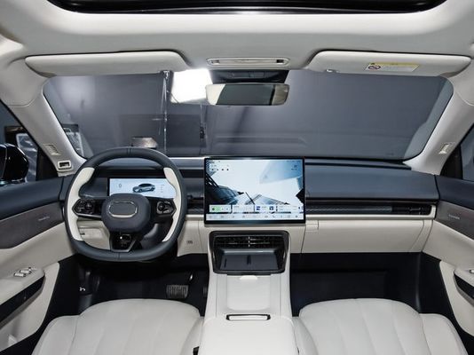 Hoy lanzado el más reciente LYNK& CO 07 EM-P 126km de largo alcance pro PHEV motor eléctrico de 160 kW y 350N.m de torque nuevo vehículo de energía