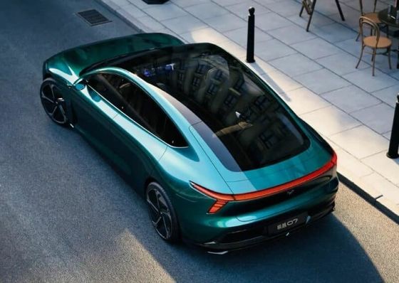 El show de autos más popular de Pekín Jiyue07 200kw Potencia del motor 27w;S Puro coche eléctrico con velocidad máxima a 200km/h