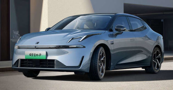 Potente nuevo coche híbrido LYNK & CO 07 EM-P con 163 CV y 255 Nm de torque y 160kw de potencia del motor y 3 velocidad DHT caja de cambios